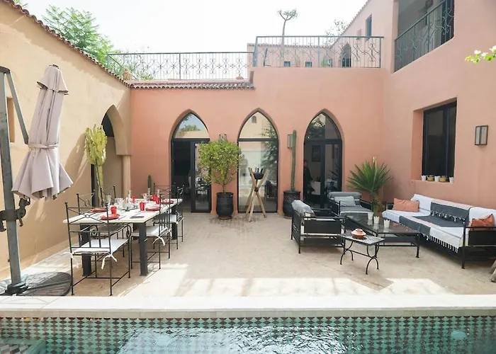 Charmante Villa Avec Piscine Privee A 10 Min Du Centre De Marrakech